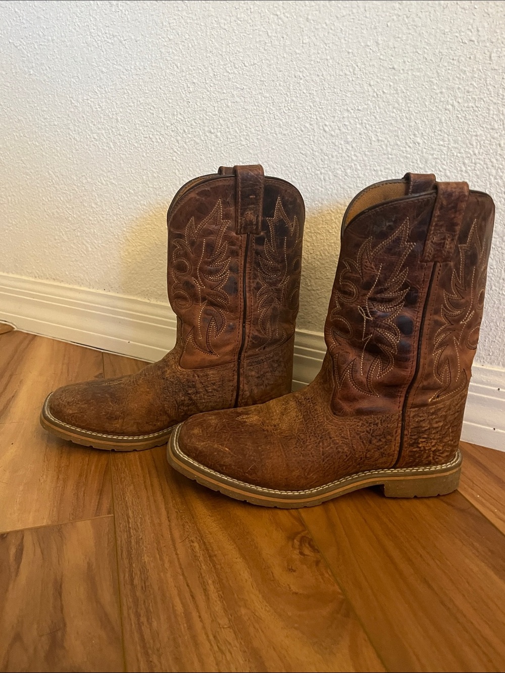 Brown Leather Western Cowboy Boots Size YOUTH 5 D by “DAN POST”-6.5 LADIES